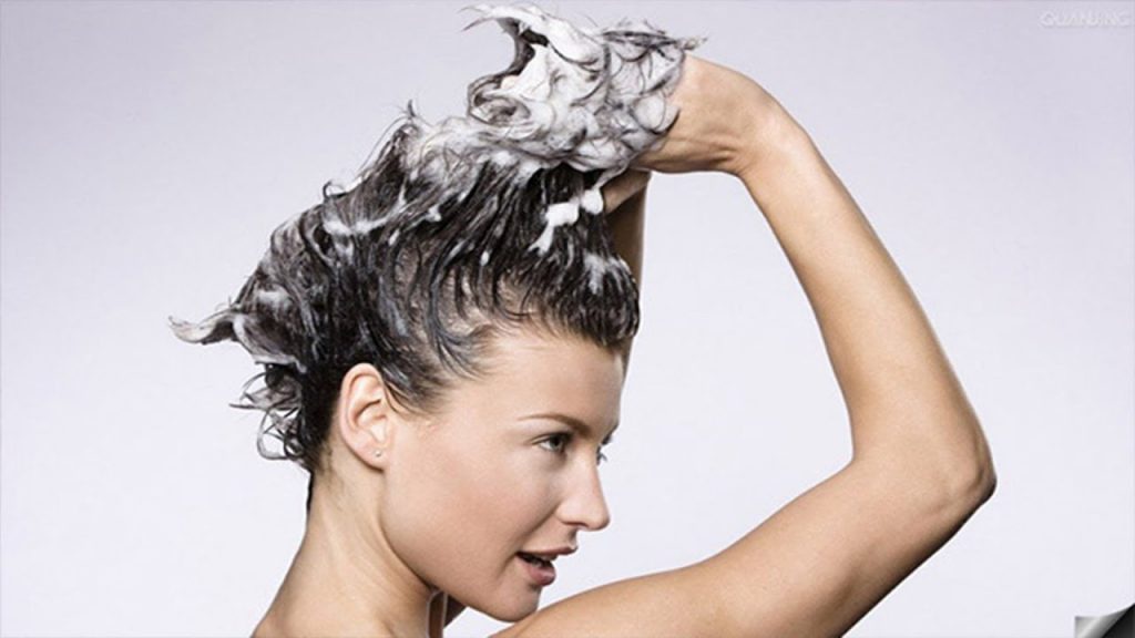 5 cách làm tóc thẳng mượt tự nhiên ngay tại nhà không cần ép